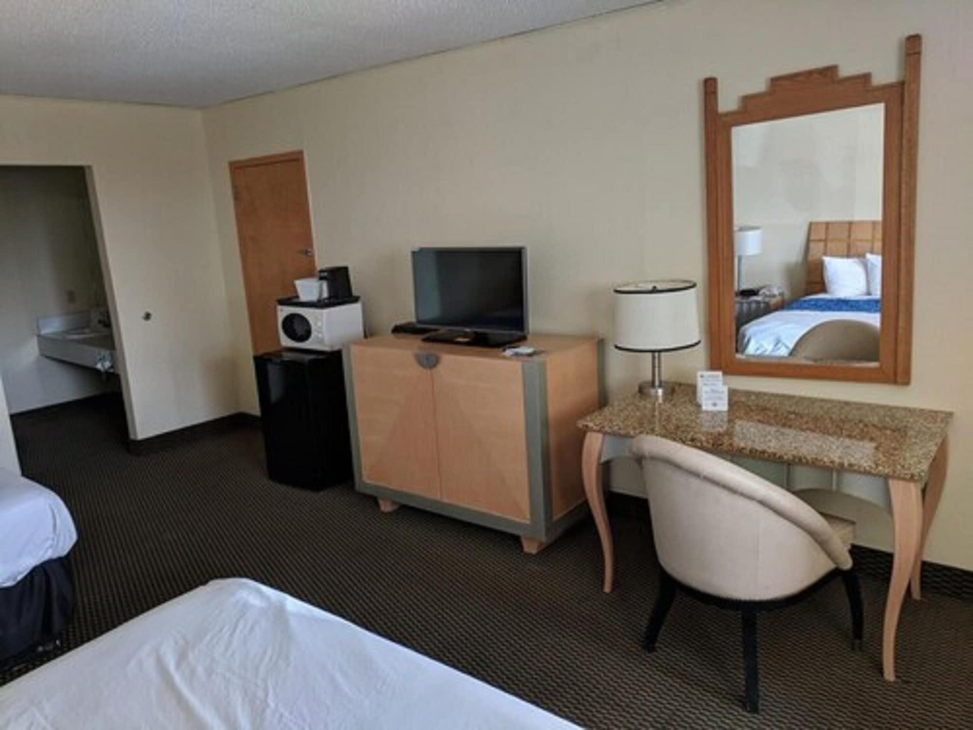 Travelodge By Wyndham Clovis Exterior photo