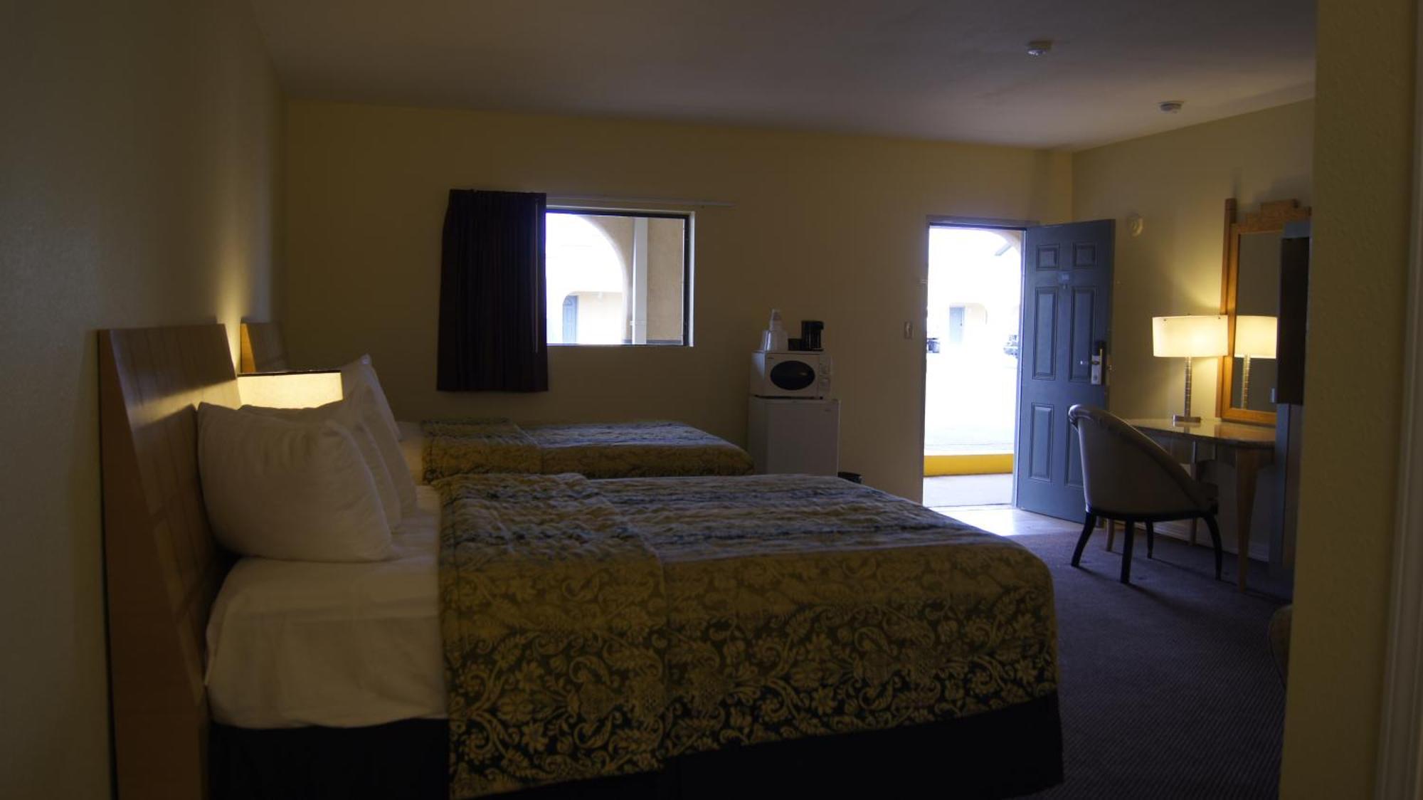 Travelodge By Wyndham Clovis Room photo